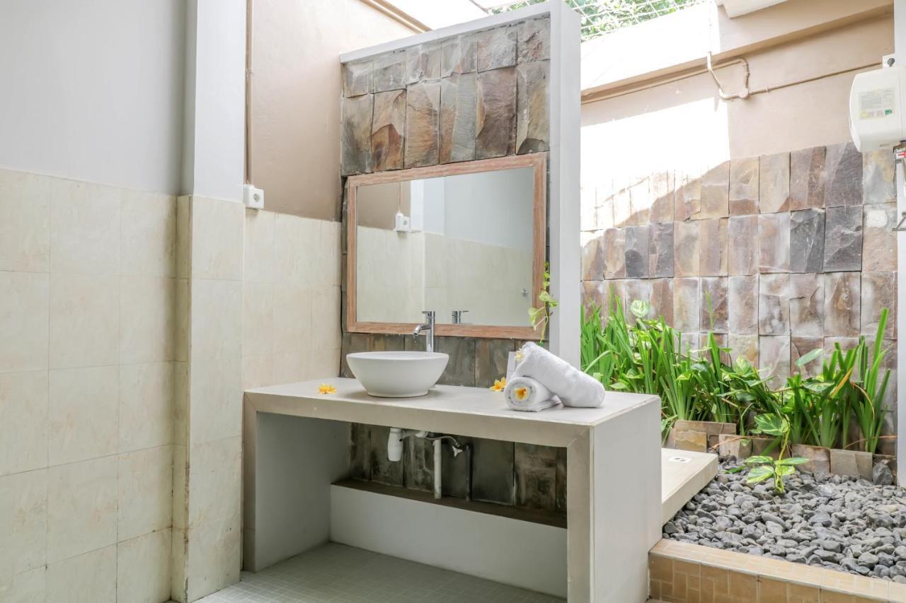 Oyo 1757 Villa Dende Lombok Zewnętrze zdjęcie