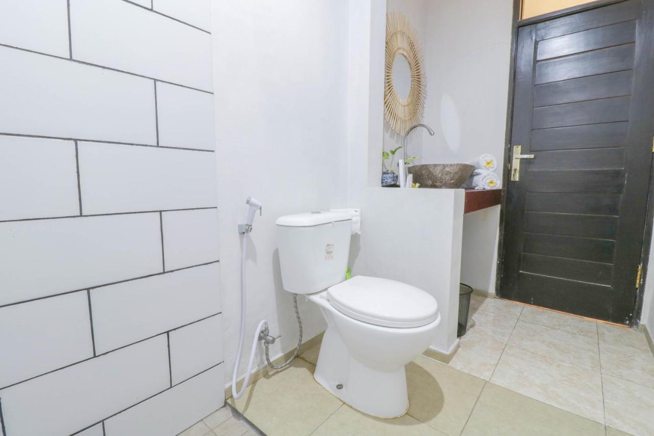 Oyo 1757 Villa Dende Lombok Zewnętrze zdjęcie